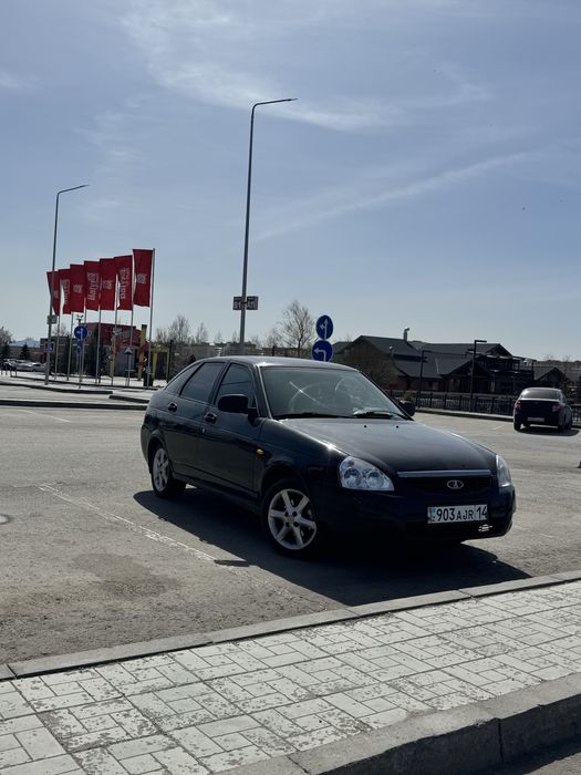 Лада приора продам