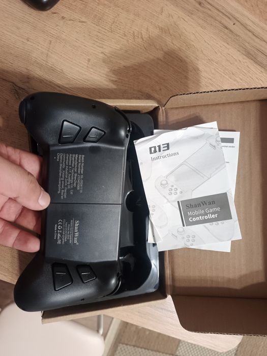 Игровой джойстик на смартфон