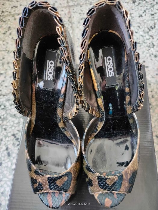 Леопардови обувки от ASOS