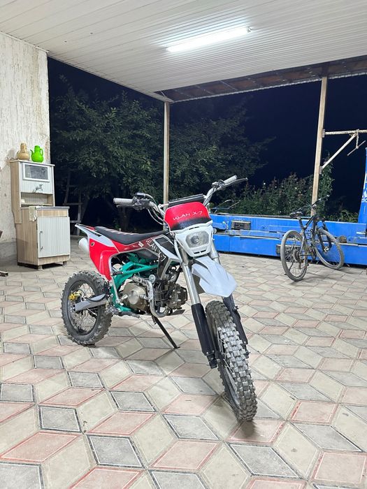 Продаю питбайк ULAN X7
