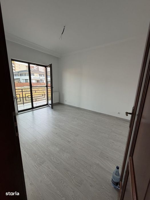 Duplex - nelocuit - nou