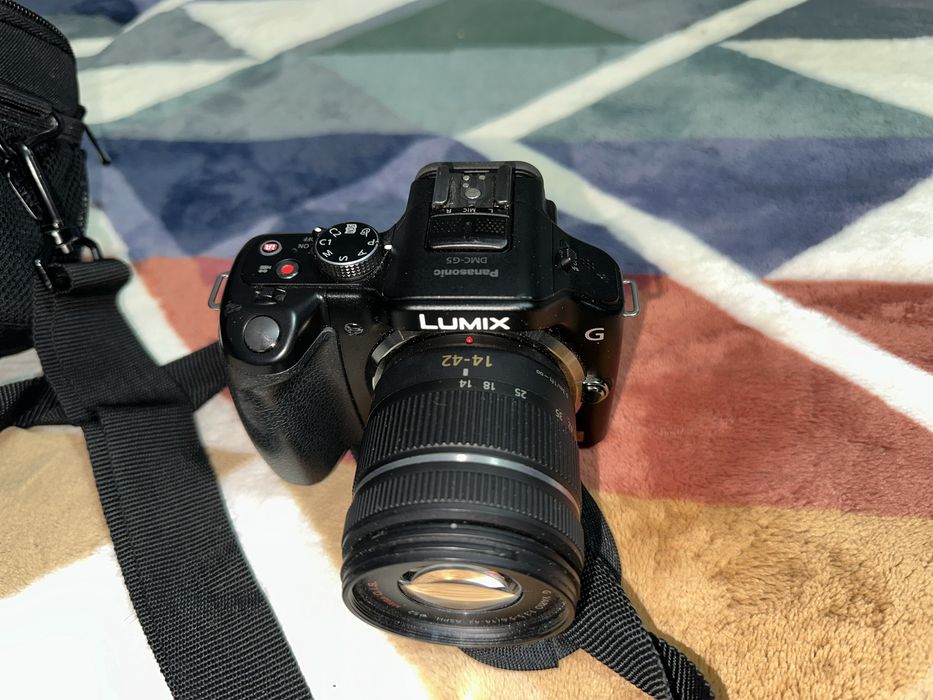 Panasonic LUMIX  DMC - G5 obiectiv 14-42