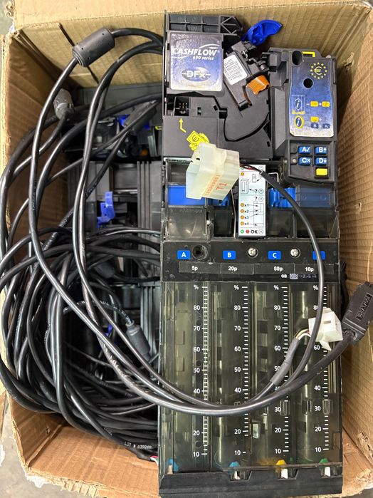 Евро монетници Cashflow 690