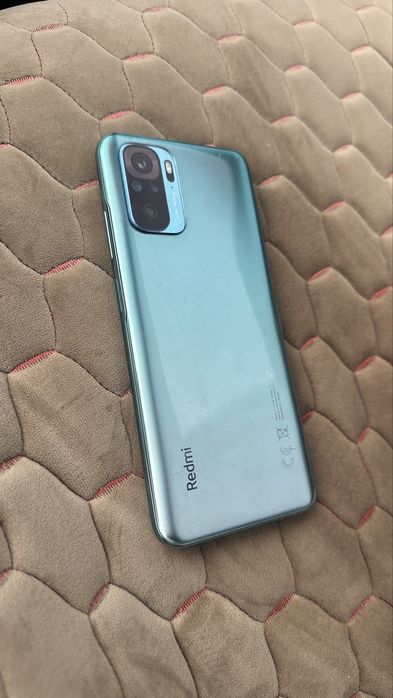 телефон Redmi Note 10