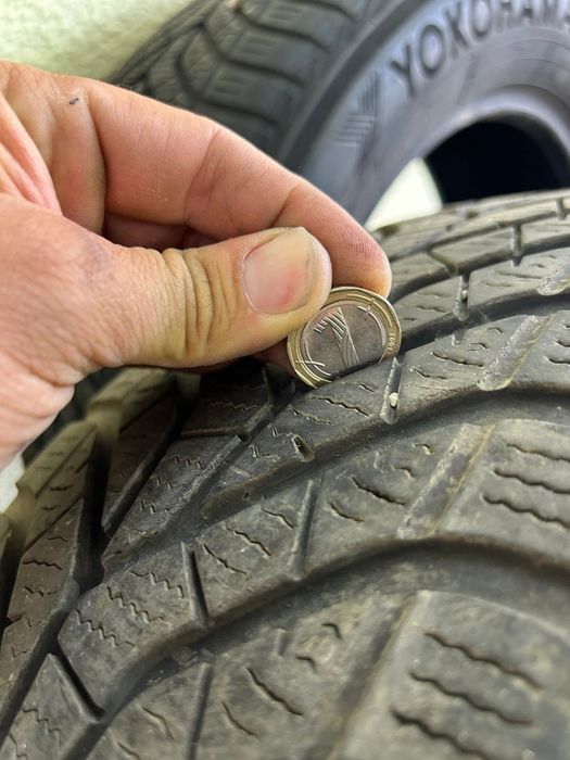 Гуми YOKOHAMA 215/60/17 х3