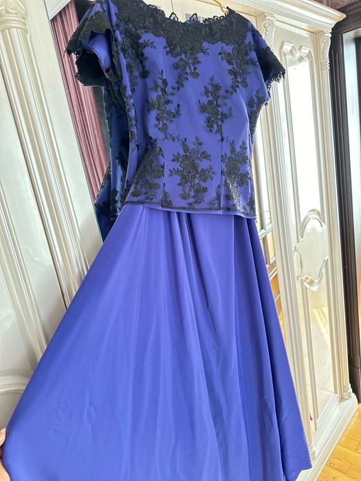 Вечернее дизайнерское платье