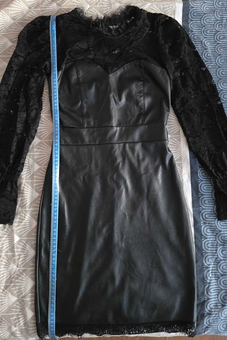 Черна кожена рокля