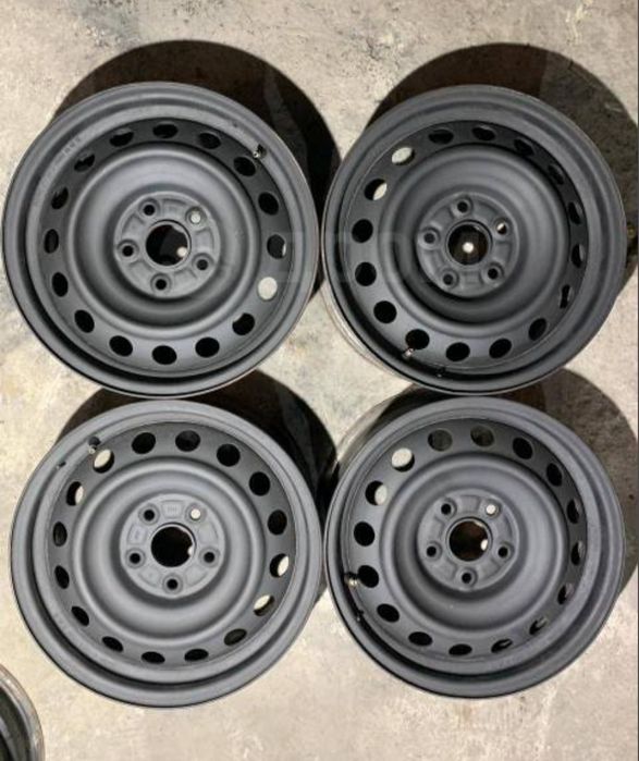 Диски колес R16 камри