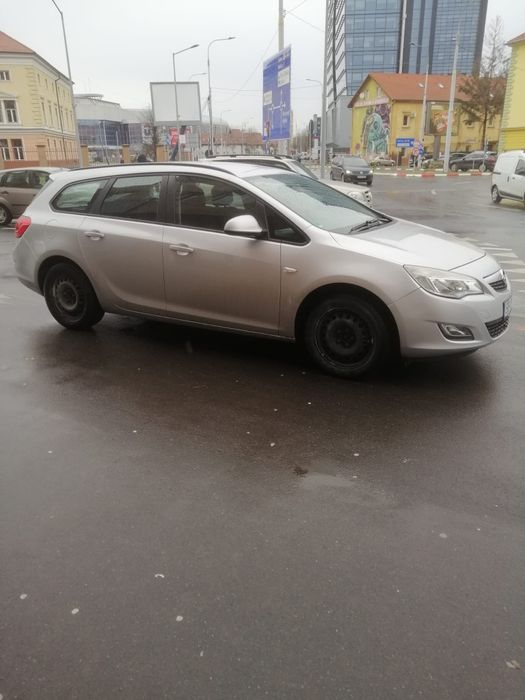 Opel Astra J,Diesel ,Break,Schimb cu teren