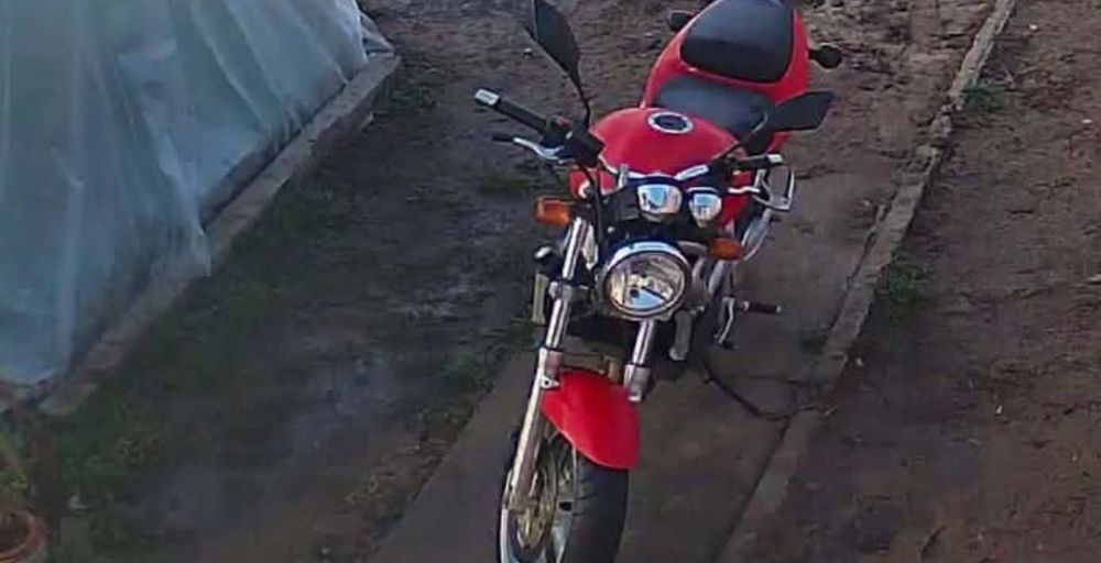 Suzuki  SV 650 2000 г.