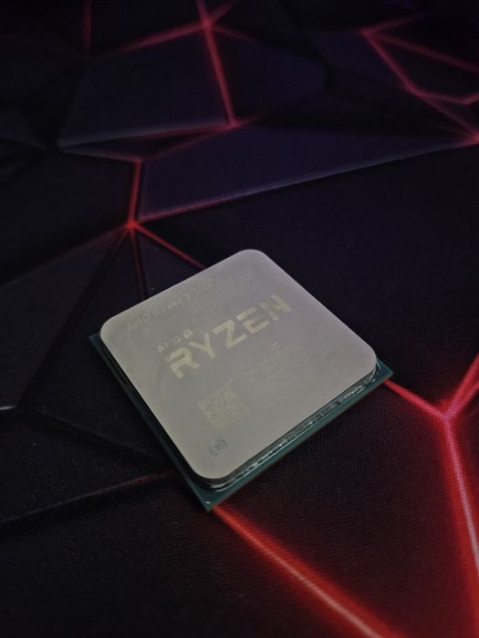 Vand procesor AMD Ryzen 5 3600