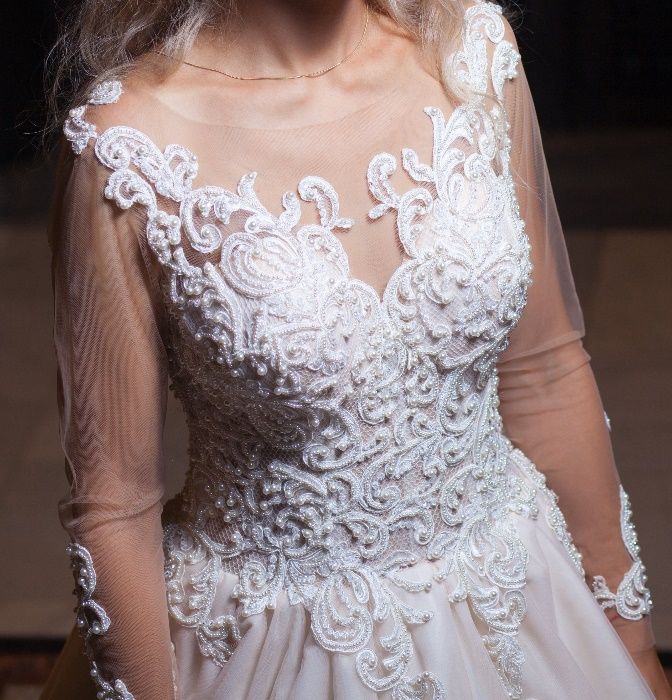 Rochie de mireasa deosebita marimea 36, ca noua