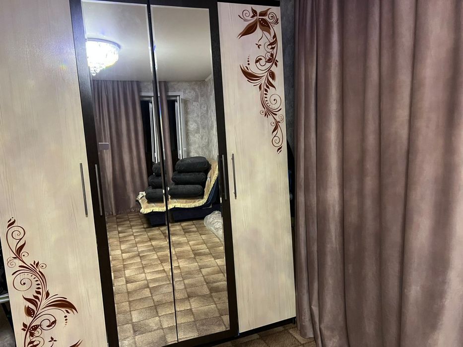 Продам шифонер б/у
