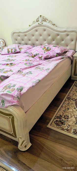 Vând mobila dormitor