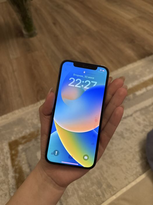 Iphone 12 pro 256gb в отличном состоянии