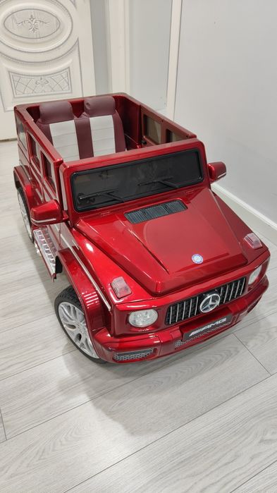 Машина с пультом управления