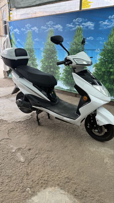 Elektr skuter sotiladi