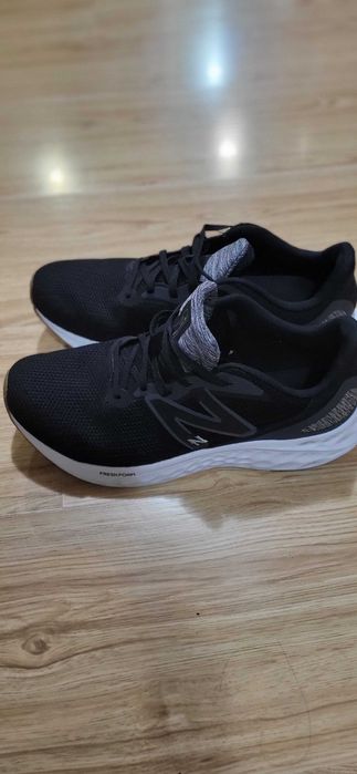 Маратонки New Balance