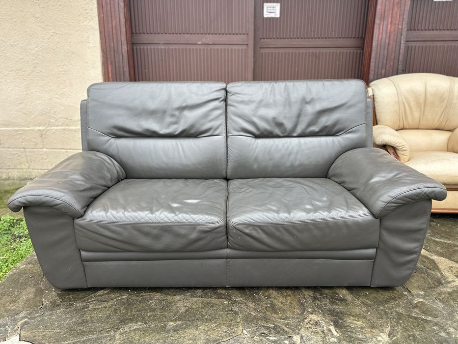 Кожен двуместен диван 2бр.