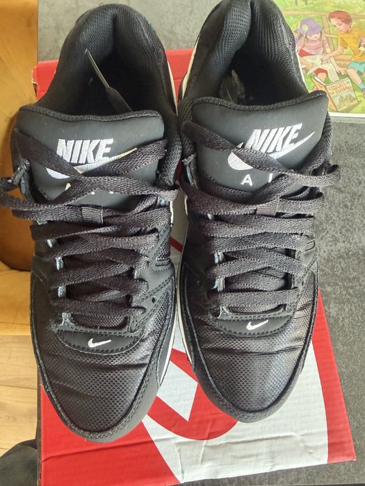 Оригинални маратонки NIKE