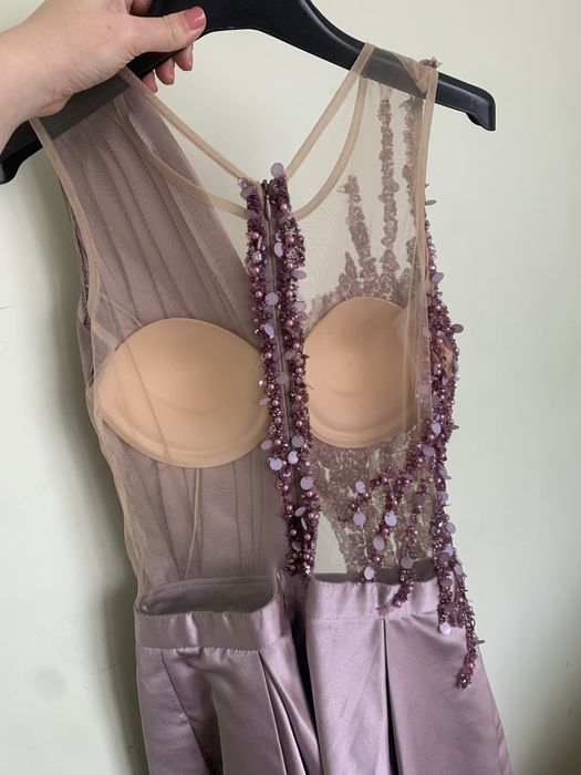 Vand rochița de nunta deosebit de frumoasa mărimea 36(S)