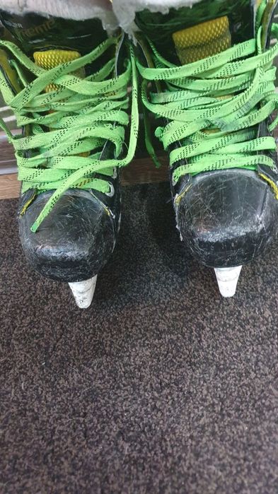 Коньки Bauer s27 Supreme Размер 36.5