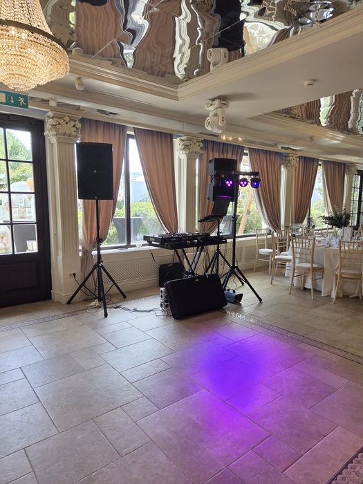 Dj evenimente private si sonorizari