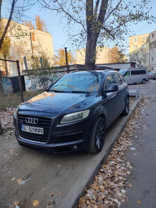 Audi Q7 Panoramic 3.0 S