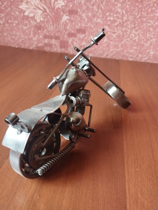 Продам сувенир, моделька мотоцикла.