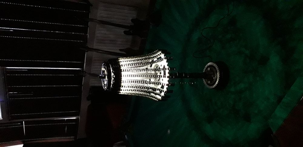 Нощна лампа от авточасти