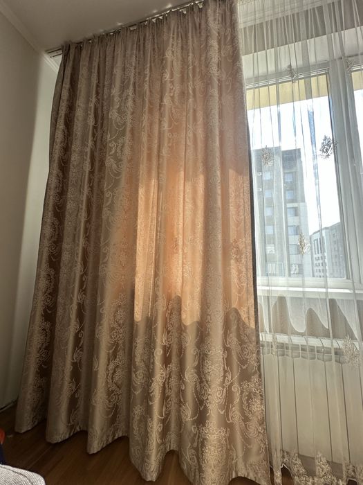 Продам шторы 2,9м