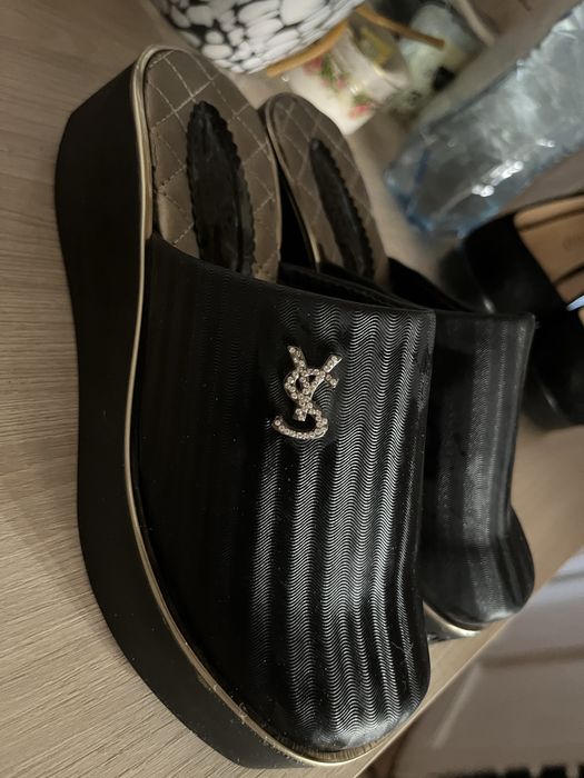 Ботинки на платформе