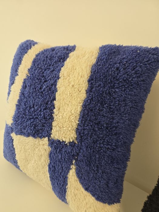 H&M Home Декоративни възглавници от вълна-размер 50/50
