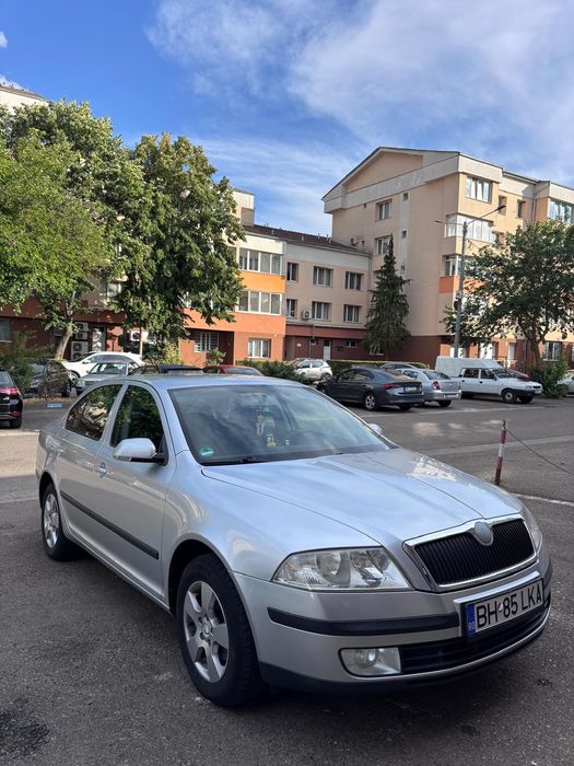 Skoda Octavia  2
