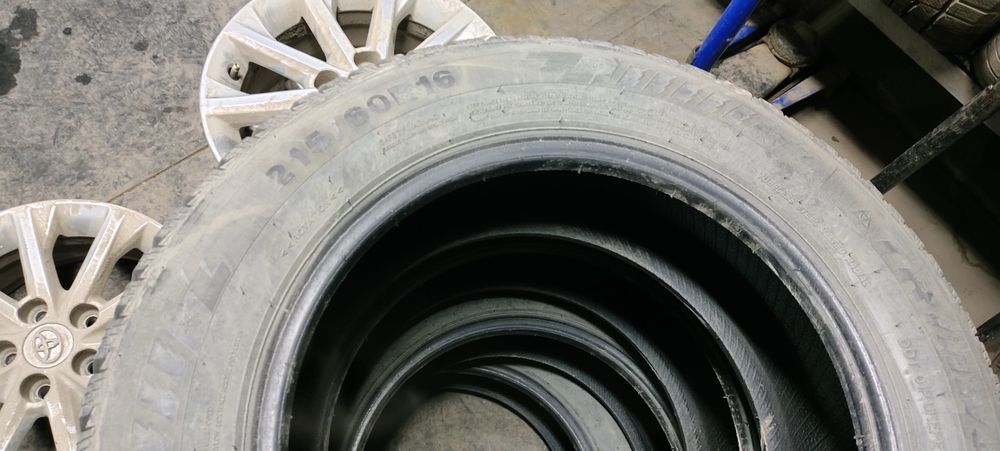 Продам комплект резины