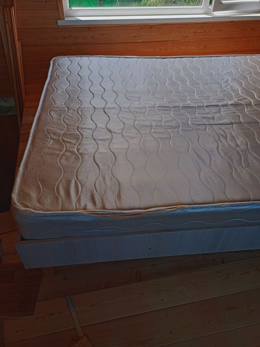 Кровать двуспальная 200*160