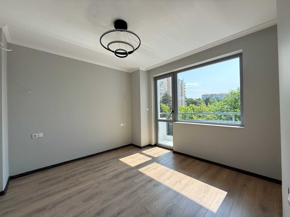 Продава се Двустаен апартамент в Велико Търново, Център - 64 кв.м за 1641 €/кв.м - Снимка #9