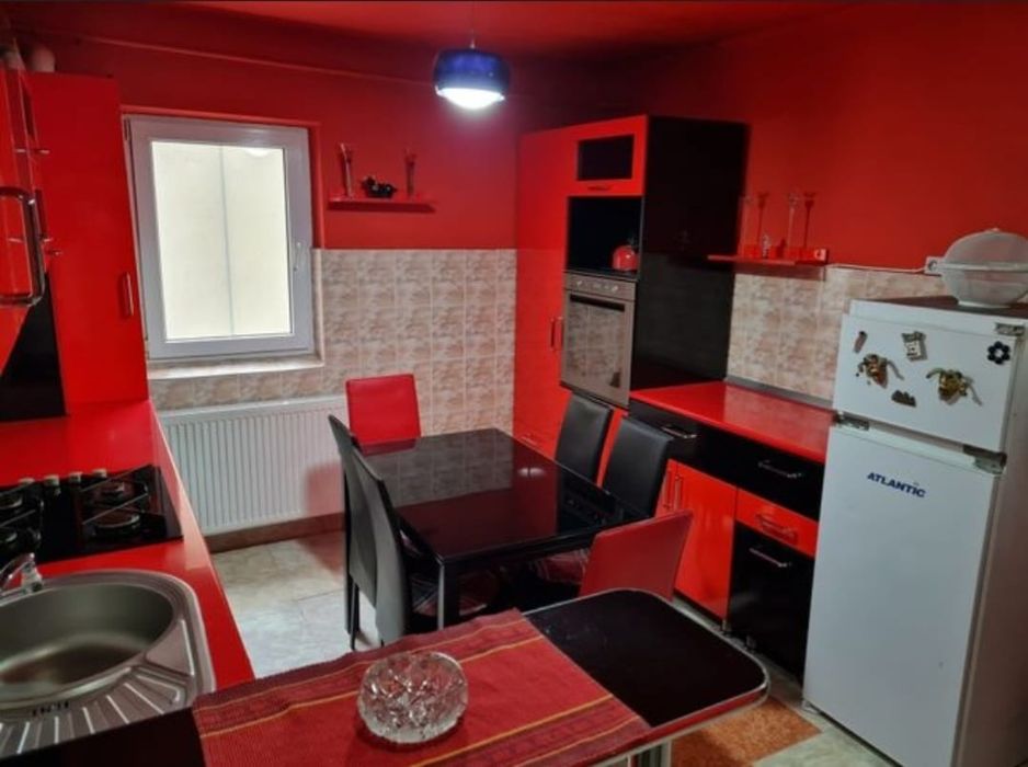 Apartament de închiriat 2 camere mobilat și utilat