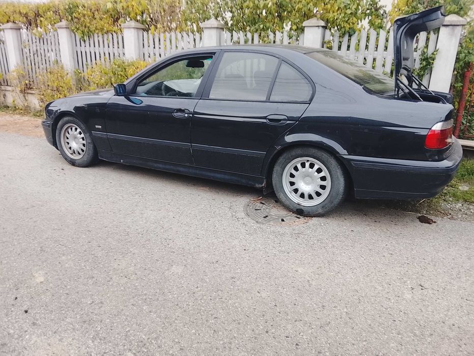 BMW Seria 5 2001 — imagine 2