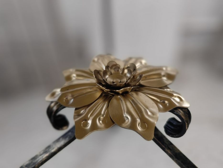 Masă de cafea din lemn și rășină epoxidică