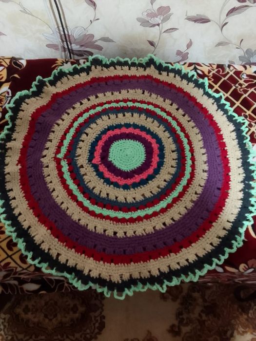 Коврики вязанные