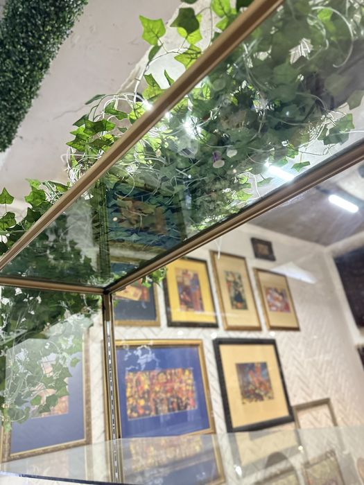 Стеклянные витрины 10 шт