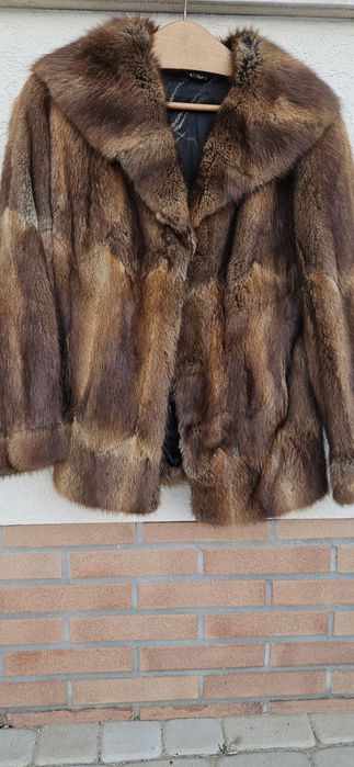 Haină de blană naturală