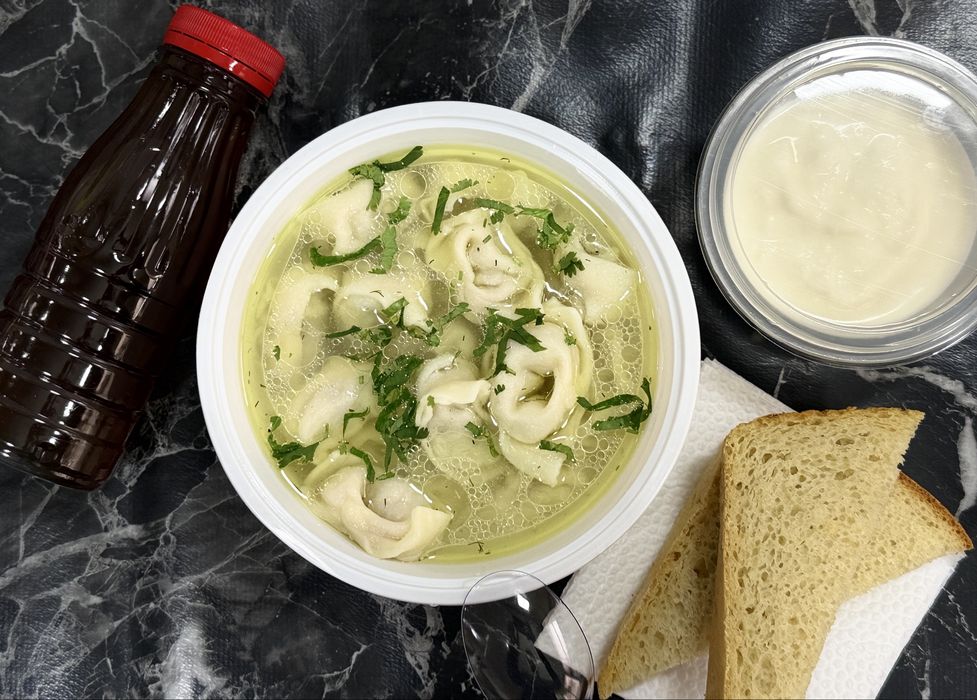 Тайёр овкат етказиб бериш хизмати (завтрак,обед,ужин)