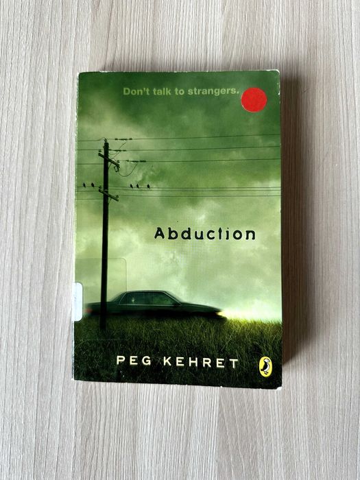 Книга на английском Abduction! by Peg Kehret