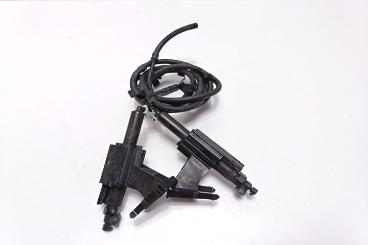 Set spalatoare faruri Ford Focus a 3-a generatie