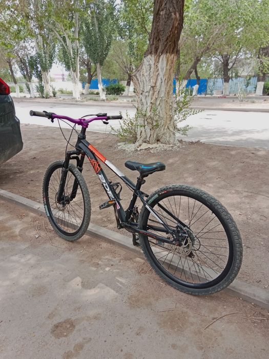 Продам велик срочно