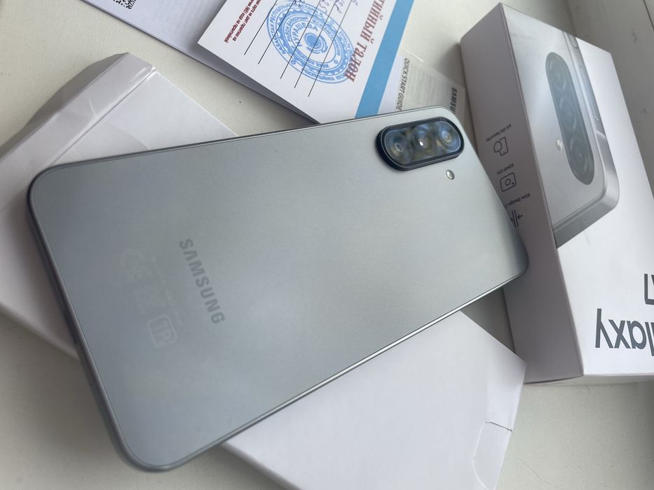 Samsung A17 6/128 новый