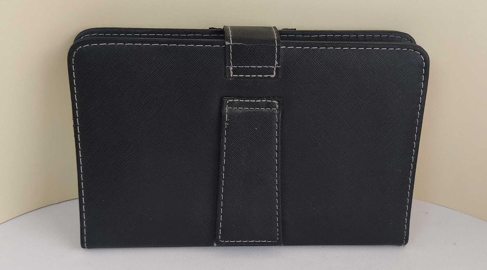 Кейс с клавиатура за таблет