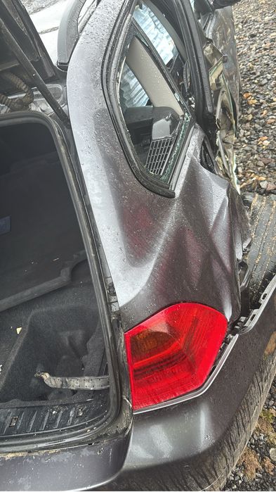 Piese bmw E 91 din dezmembrare motor cutie automata faruri stopuri